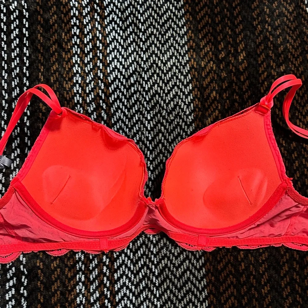 Aerie Lace Bra Push Up Bra in Bright Coral - Picture 2 of 5
